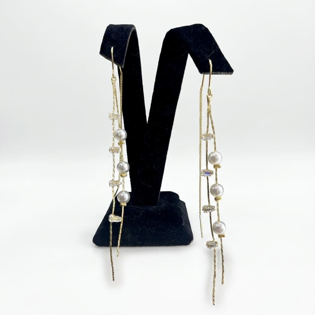 Velvet Cascade / Çelik Altın Sarısı Sıralı Baget İnci Küpe — 2