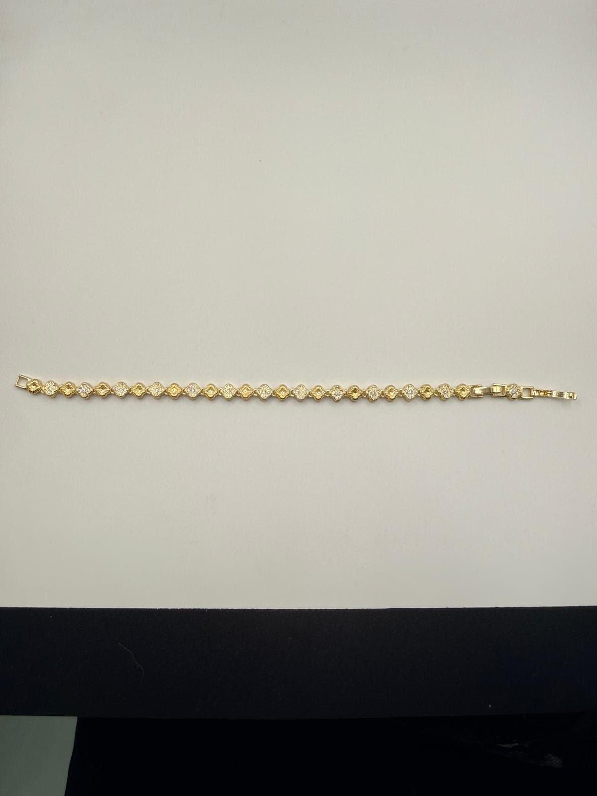 Xuping Clover Charm / Sıralı Taşlı Şans Yoncası Bileklik — 3