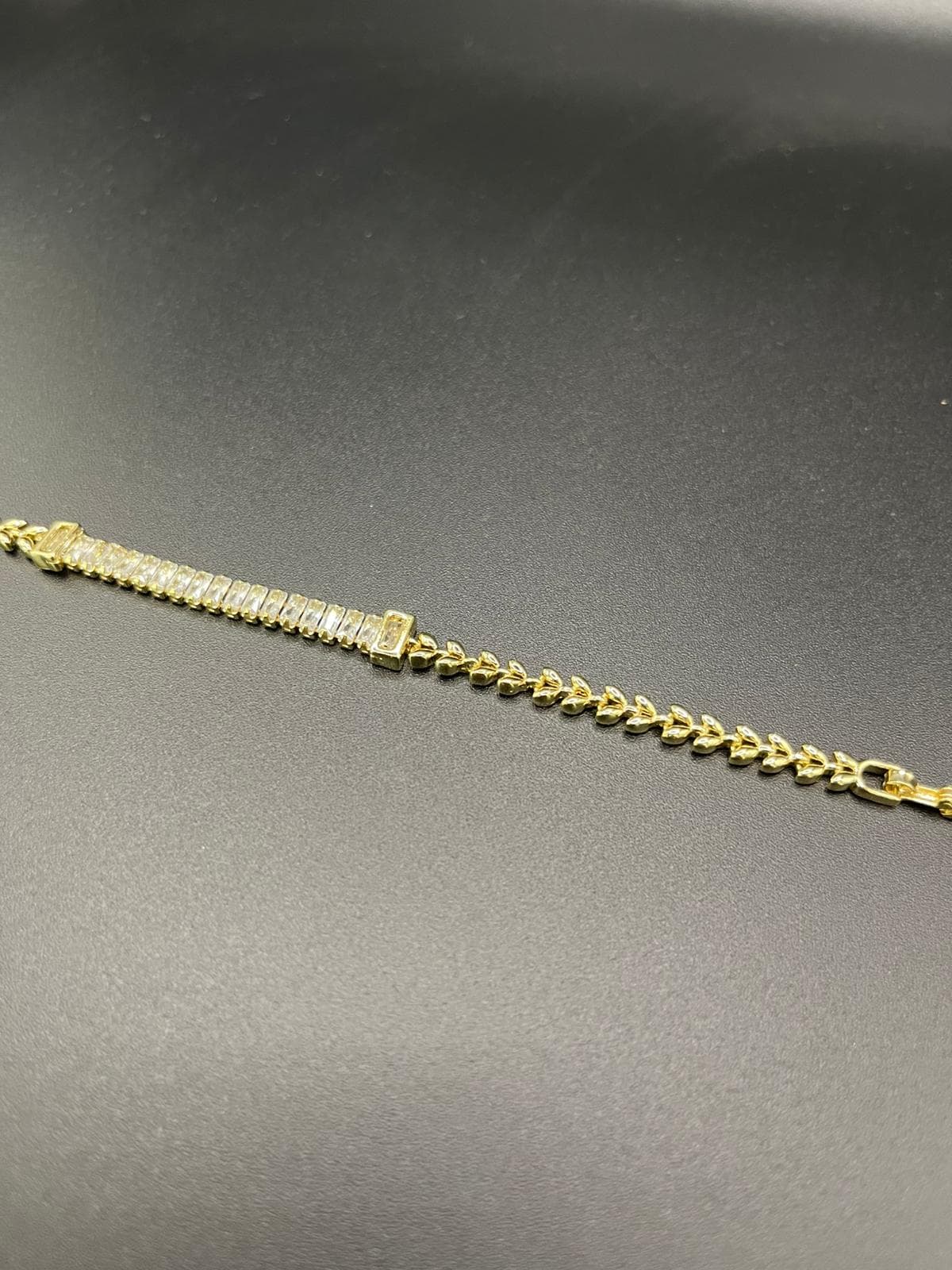 Xuping Laurel Baguette / Sıralı Dikey Baget Taşlı Başak Zincir Başarı Bilekliği — 3