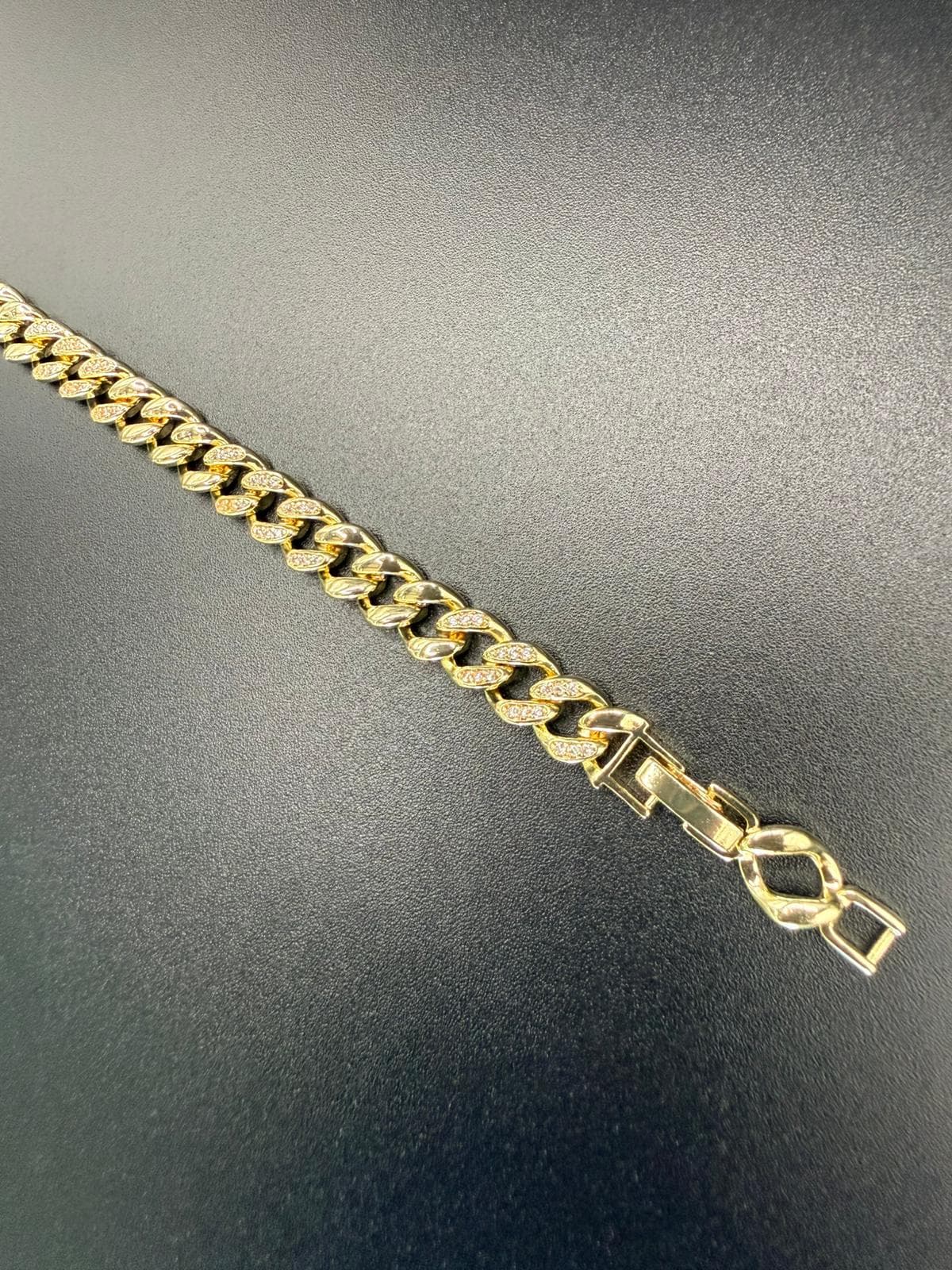 Cuban Glitz / Çelik Orta Şerit Taşlı Gurmet Zincir Bileklik — 4